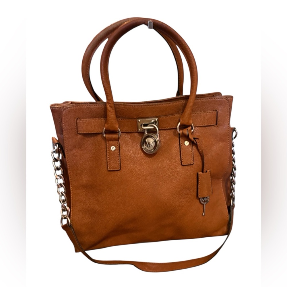 Michael Kors- leather Hamilton satchel hand/shoulder stylish bag, used condition